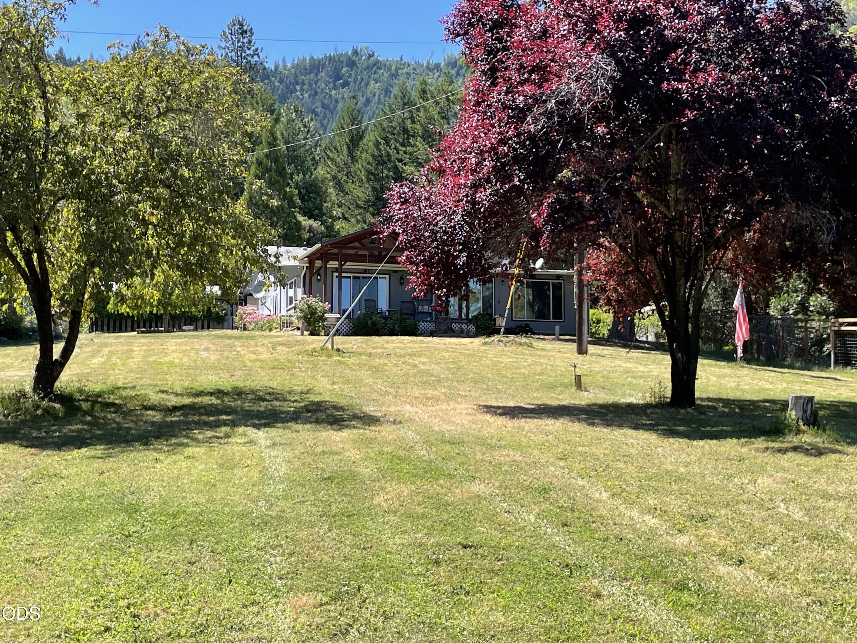 2640 Birdseye Creek Road Gold Hill, OR 97525 - Photo 45 of 49