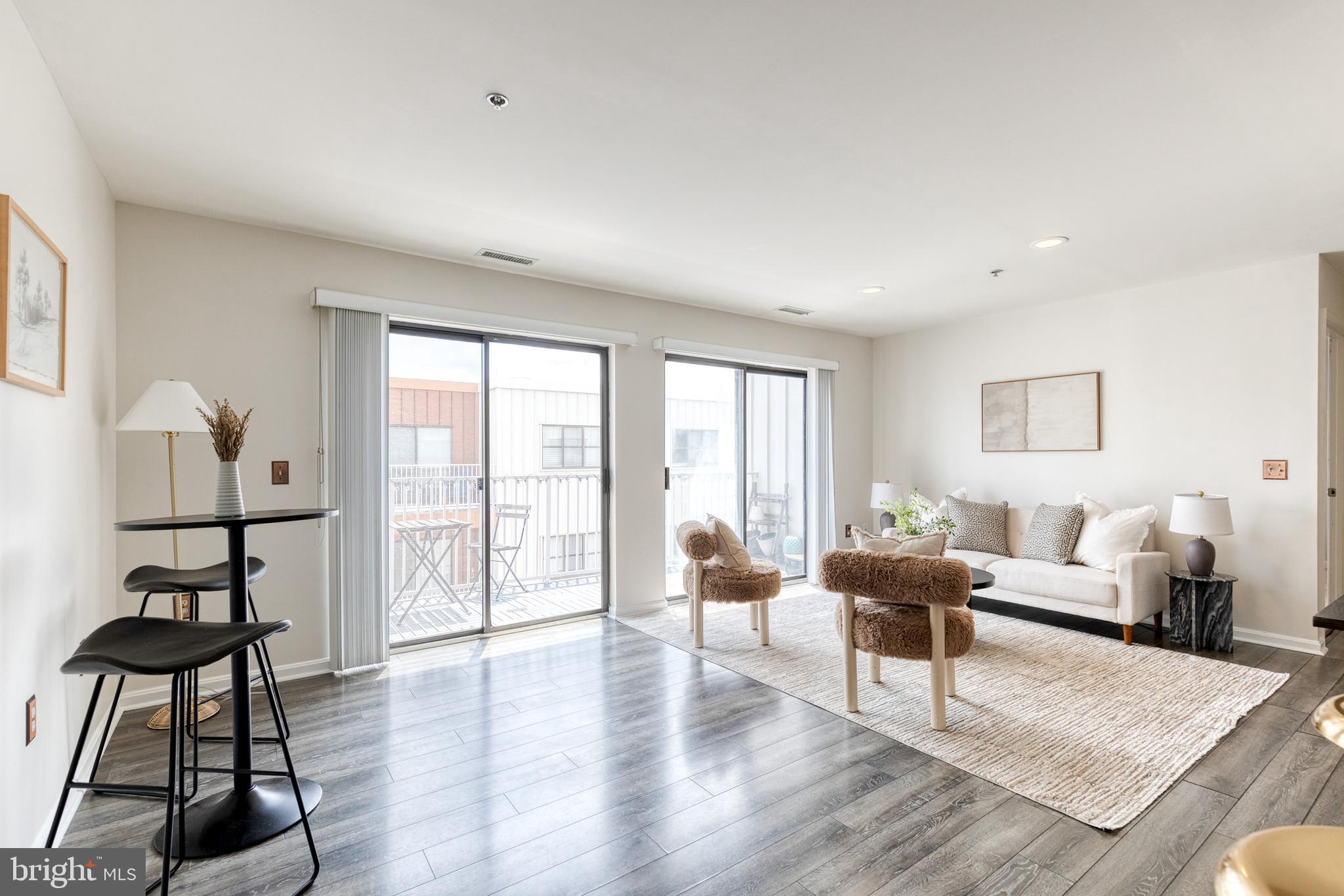 2702 Lighthouse Point East, Unit 719 Baltimore, MD 21224 - Photo 13 of 34