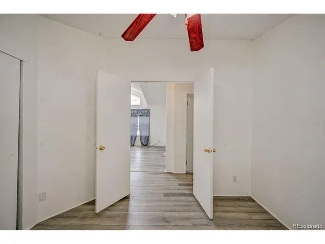 a view of an entryway space