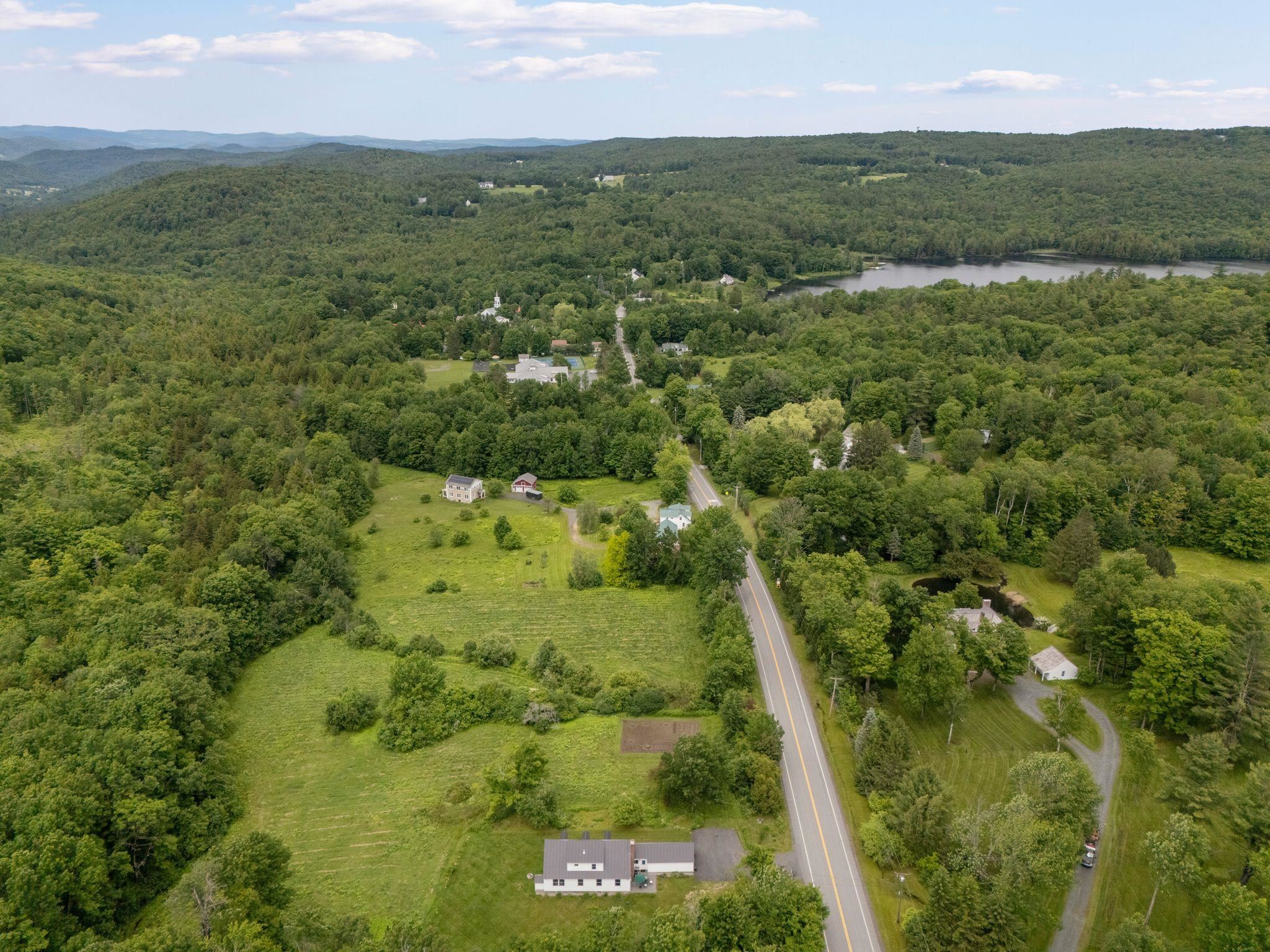 5723 Highway 12 Barnard, VT 05032 - Photo 25 of 28