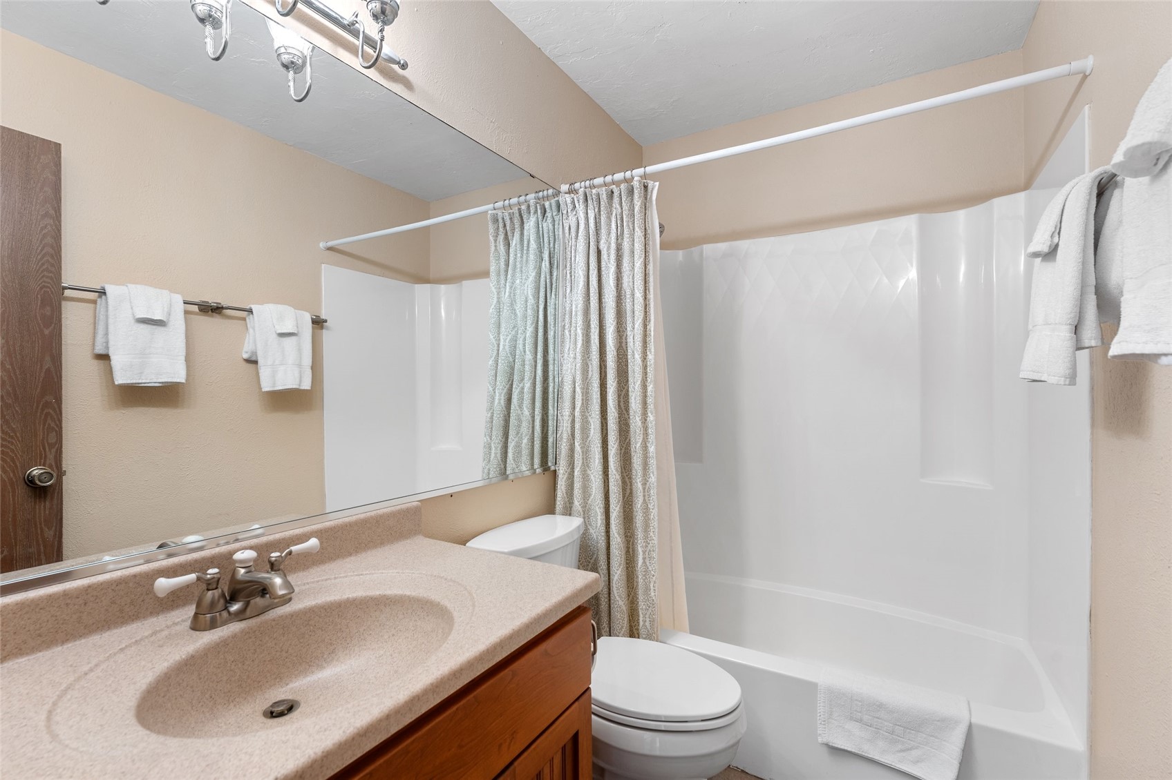 9800 Ryan Gulch Road, Unit 201 Silverthorne, CO 80498 - Photo 22 of 33
