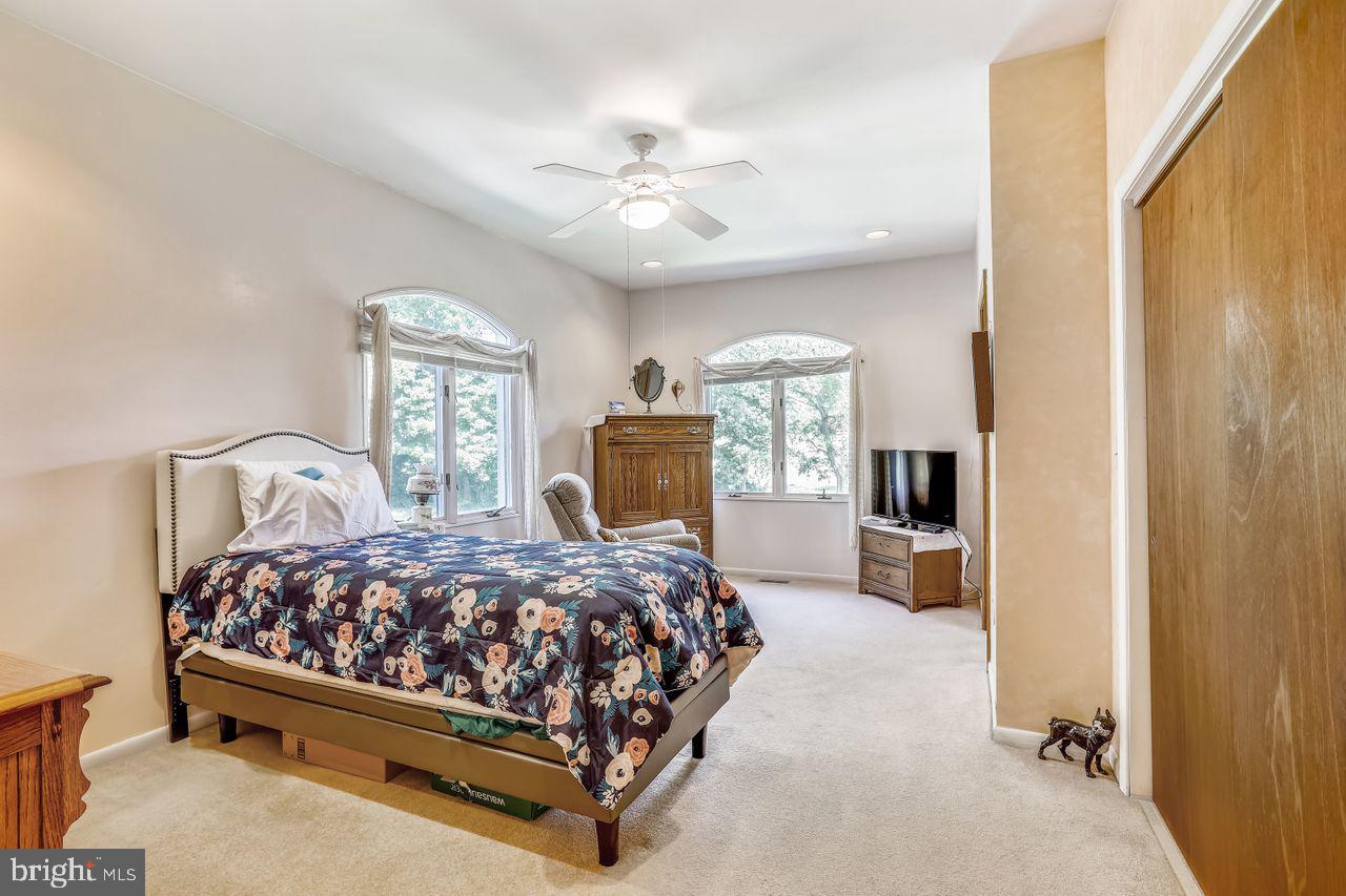 701 Aldino Stepney Road Aberdeen, MD 21001 - Photo 29 of 37 2nd first floor bedroom with sitting area