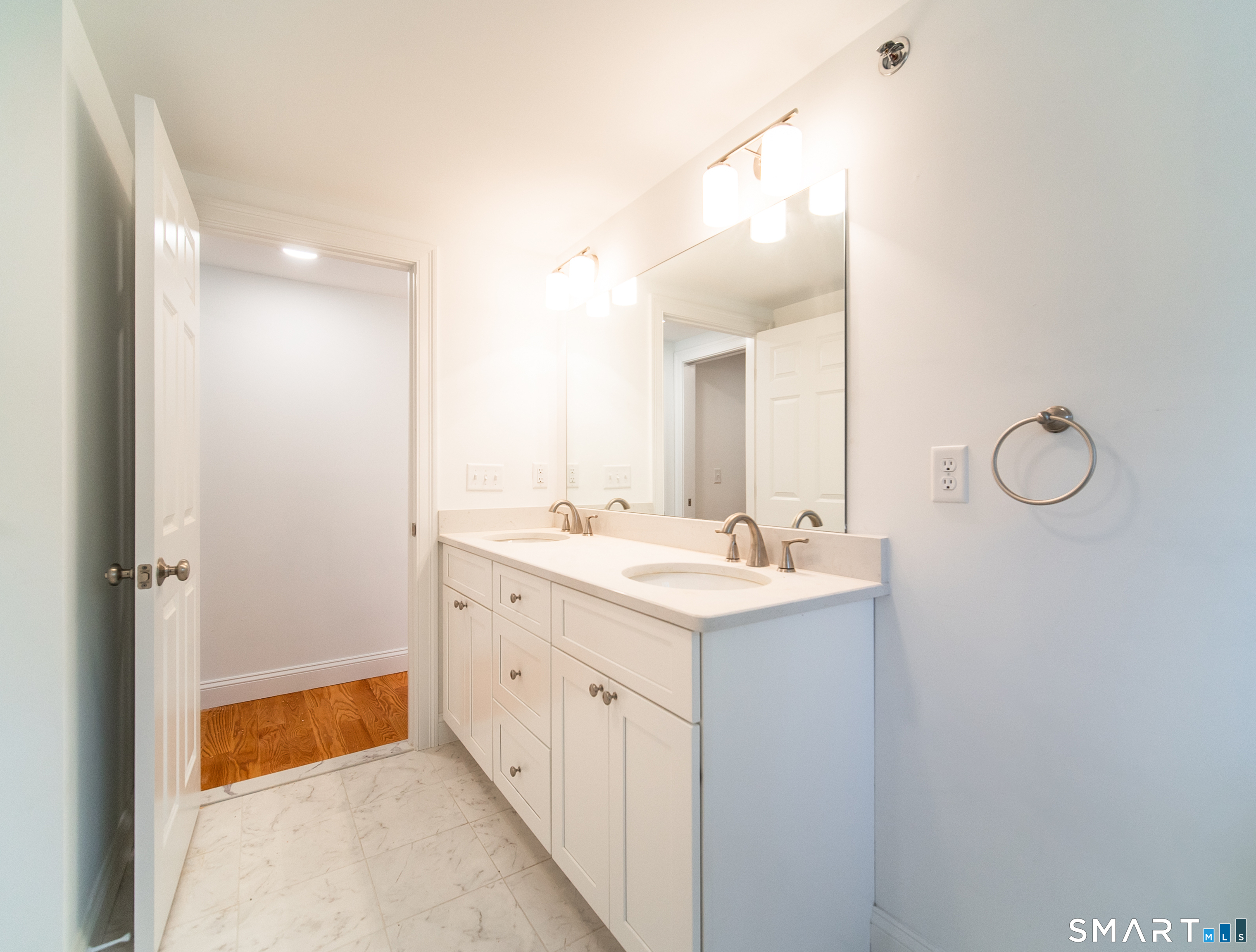 1154 Poquonnock Road, Unit 2 Groton, CT 06340 - Photo 16 of 17 Gallery Image 16