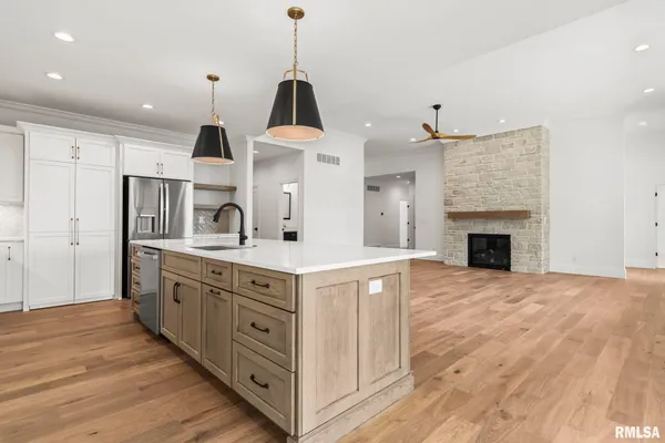 $850,000 | 2003 Old Ironbridge, Chatham, IL 62629