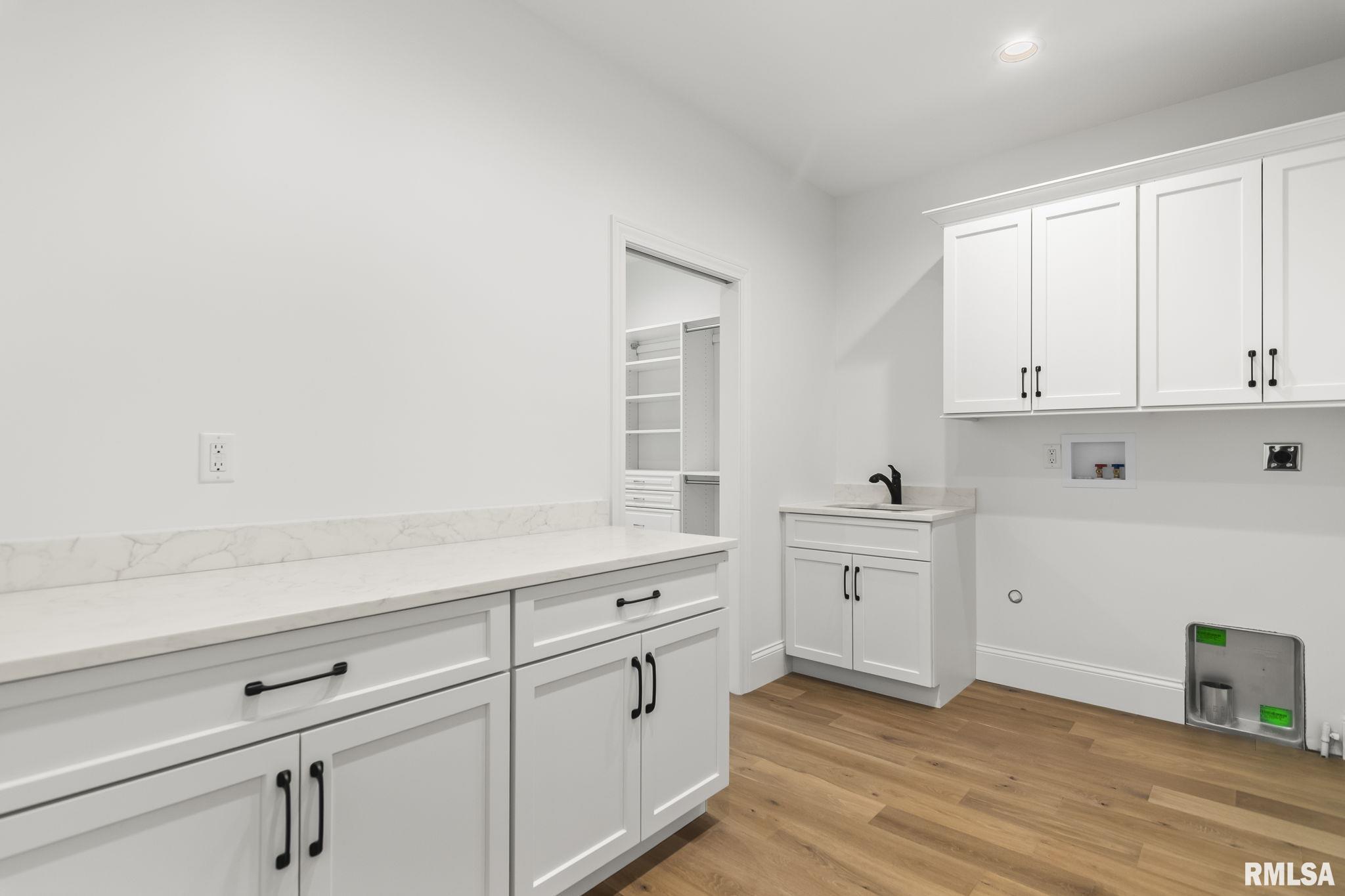 2003 Old Ironbridge Chatham, IL 62629 - Photo 25 of 59