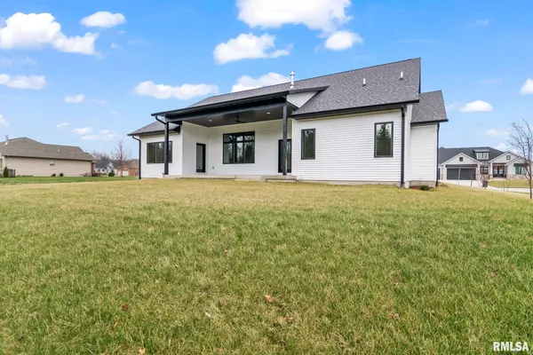 $850,000 | 2003 Old Ironbridge, Chatham, IL 62629