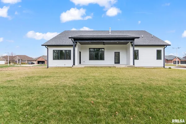 $850,000 | 2003 Old Ironbridge, Chatham, IL 62629
