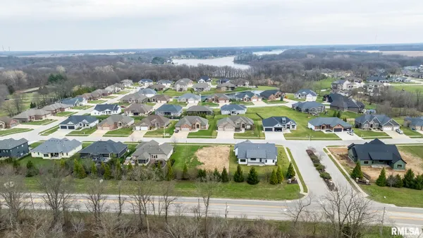 $850,000 | 2003 Old Ironbridge, Chatham, IL 62629