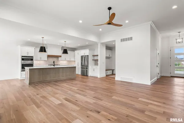 $850,000 | 2003 Old Ironbridge, Chatham, IL 62629