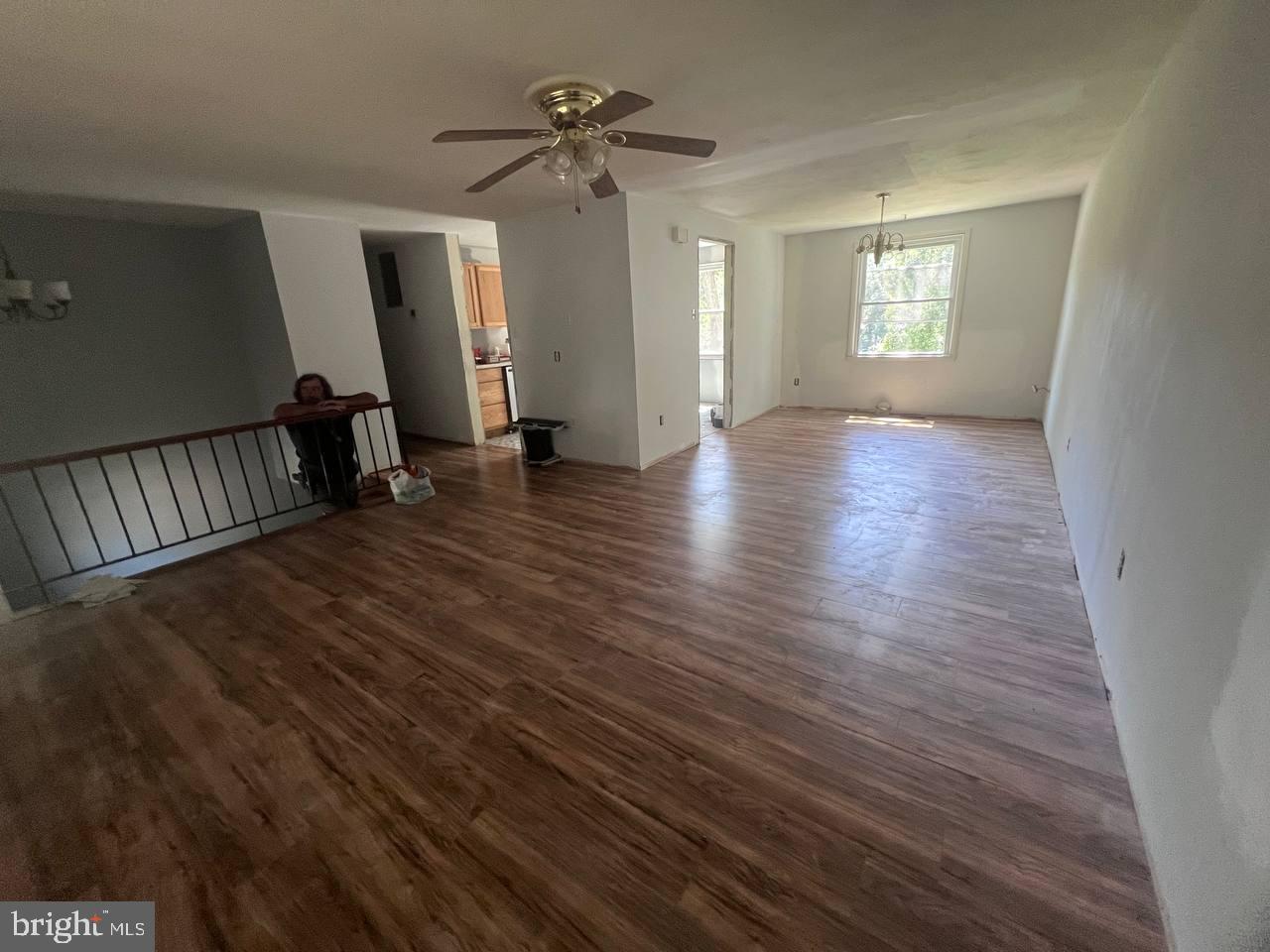 9613 Kendrick Road North Chesterfield, VA 23236 - Photo 32 of 66 Spacious living area with natural light.