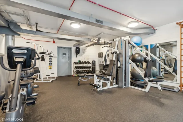 $195,000 | 880 North Lake Shore Drive, Unit 4E, Chicago, IL 60611