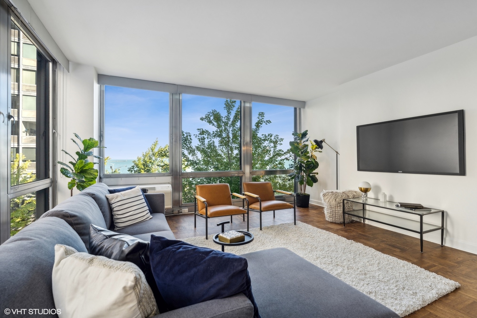 880 North Lake Shore Drive, Unit 4E Chicago, IL 60611 - Photo 10 of 27