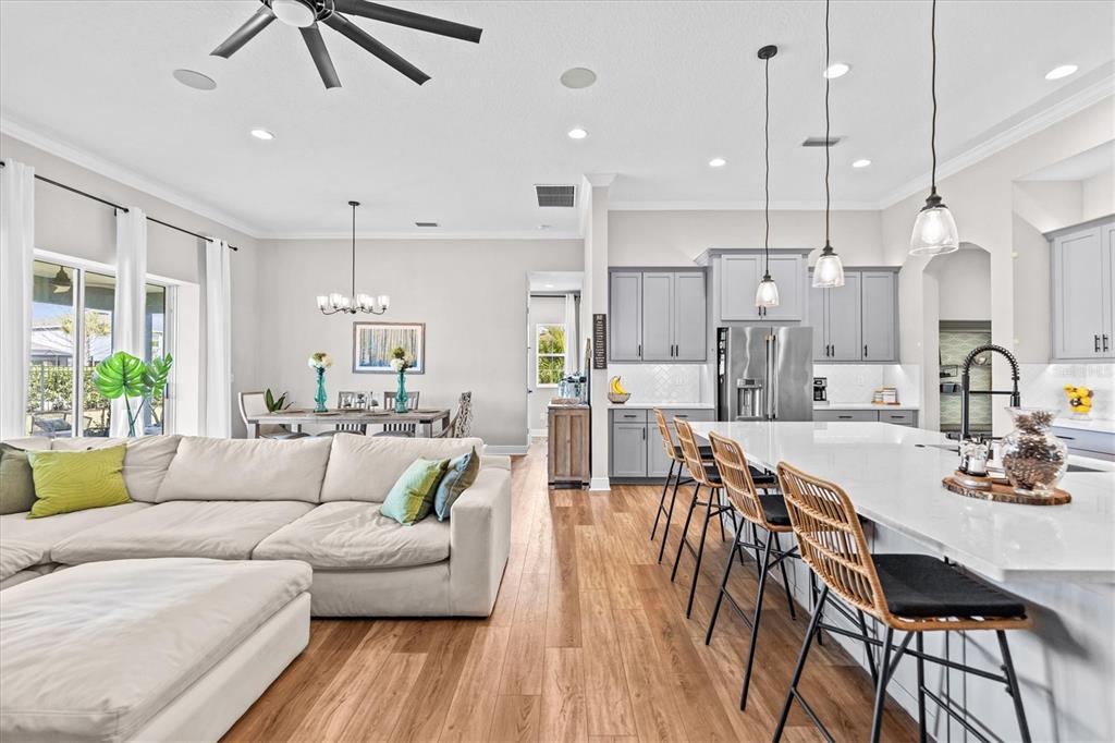 5448 Wayfarer Avenue Apollo Beach, FL 33572 - Photo 12 of 67