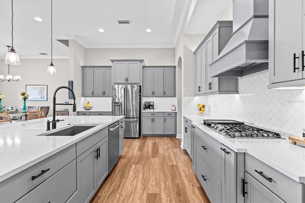 5448 Wayfarer Avenue Apollo Beach, FL 33572 - Photo 13 of 67