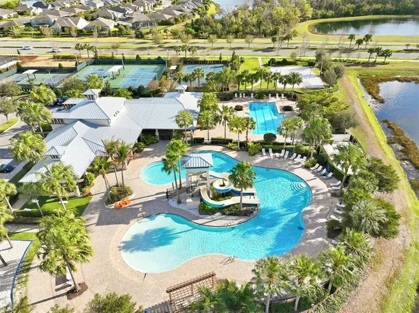 $728,955 | 5448 Wayfarer Avenue, Apollo Beach, FL 33572