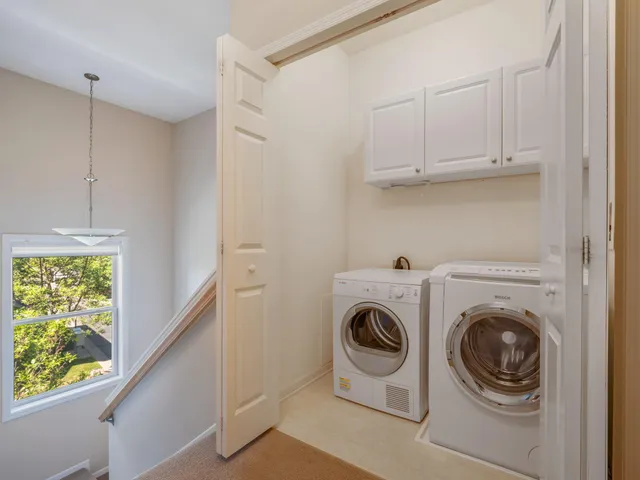 $4,295 | 315 West River Parkway, Unit 103, Minneapolis, MN 55401