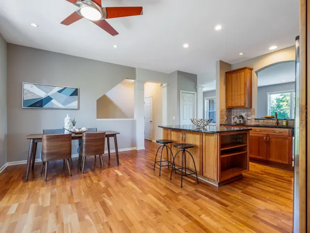 $4,295 | 315 West River Parkway, Unit 103, Minneapolis, MN 55401