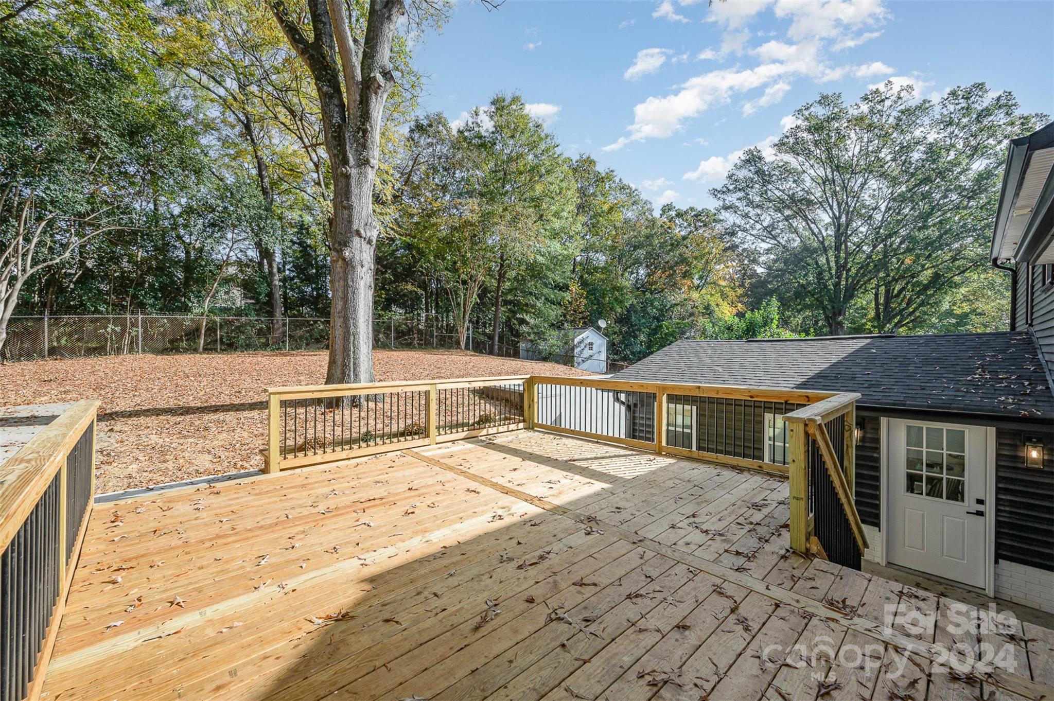 1815 Edgewater Drive Charlotte, NC 28210 - Photo 19 of 21