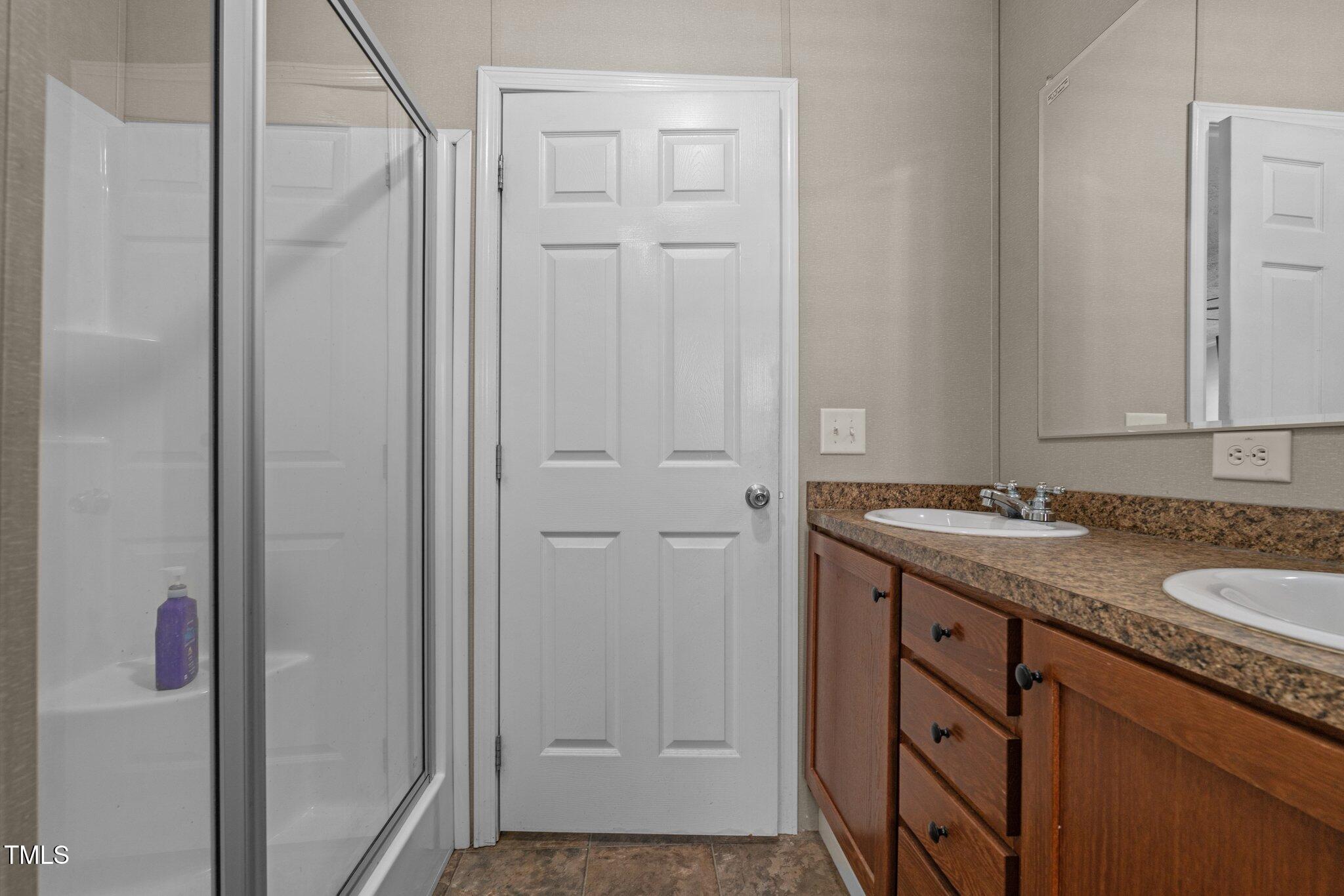 4131 Overhills Road Spring Lake, NC 28390 - Photo 22 of 40 37-web-or-mls-DSC07692