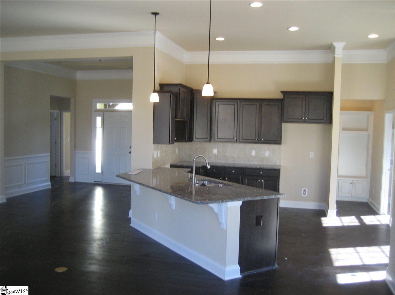 306 Drizzle Court Duncan, SC 29334 - Photo 8 of 12 Gallery Image 8
