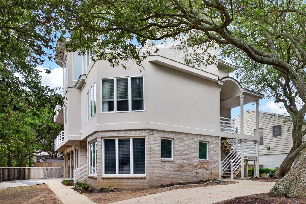 2310 Maple Street Virginia Beach, VA 23451 - Photo 1 of 45 Main View