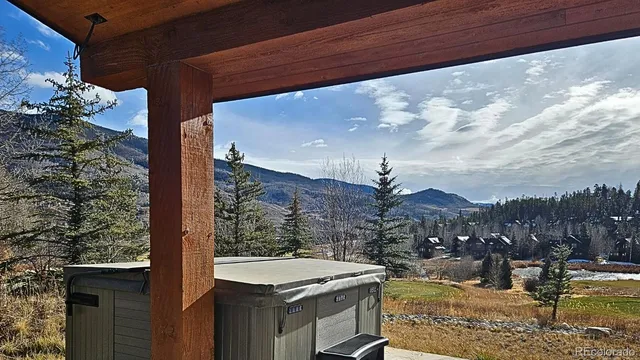a view of a bathtub in front of building
