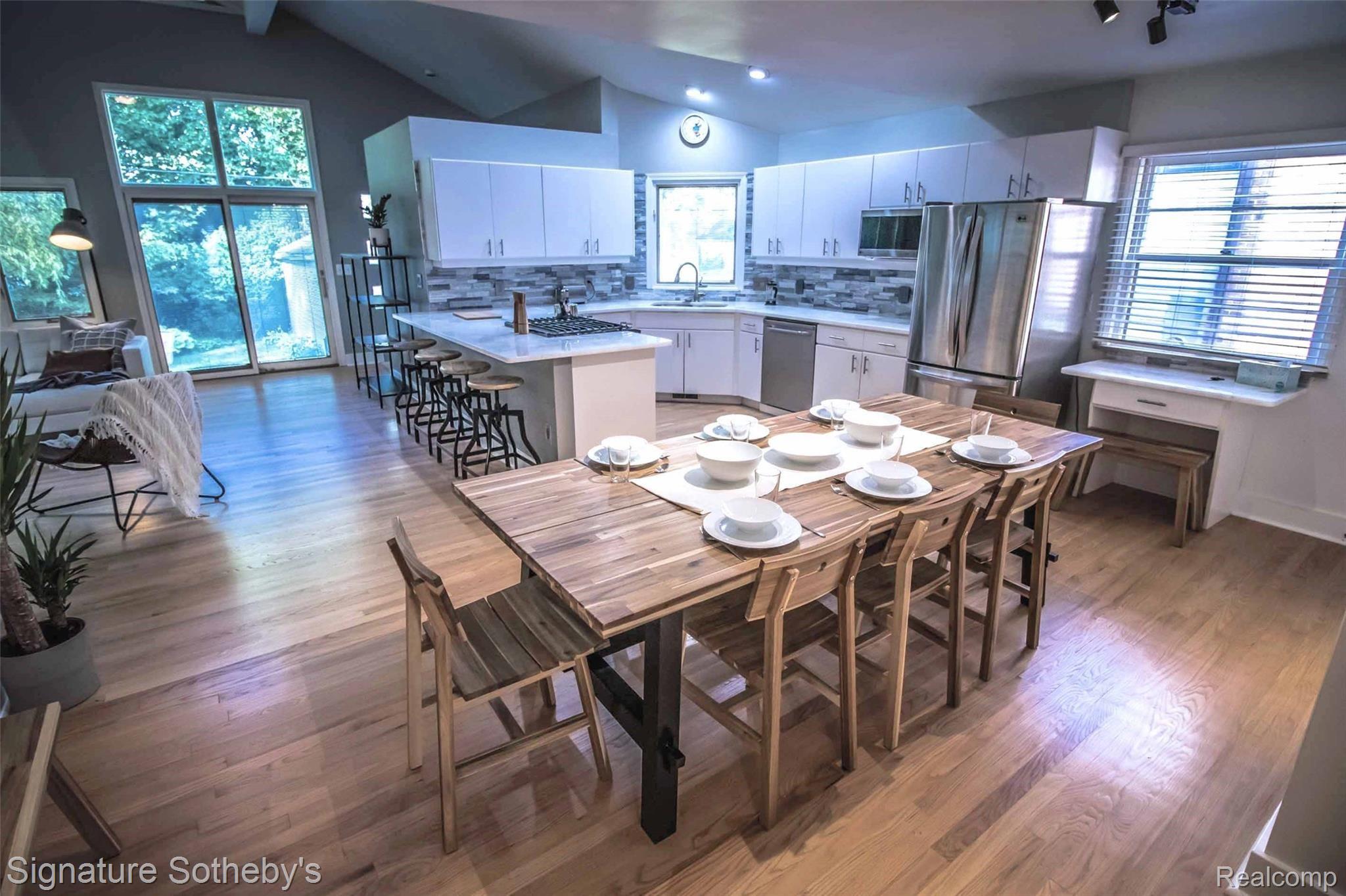 322 Kerby Road Grosse Pointe, MI 48236 - Photo 4 of 50 Dinning 4.jpg