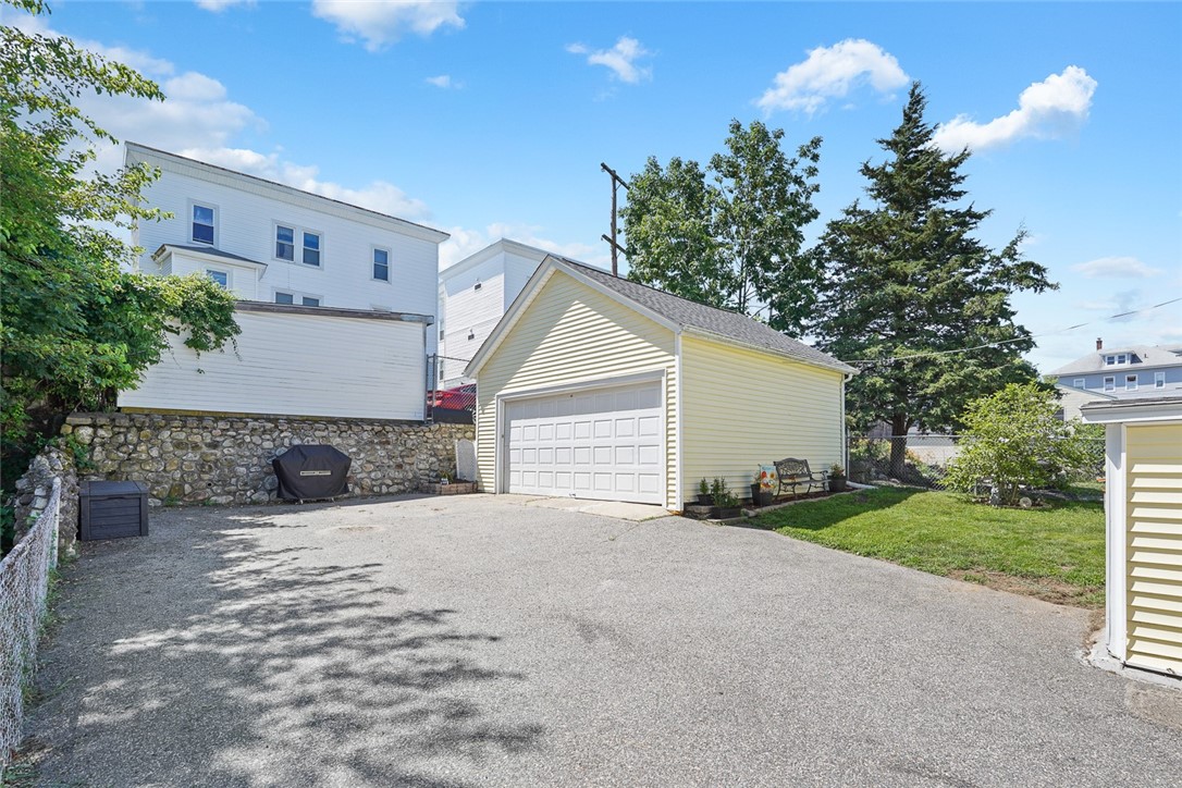 54 Progresso Avenue Woonsocket, RI 02895 - Photo 6 of 34 Gallery Image 6