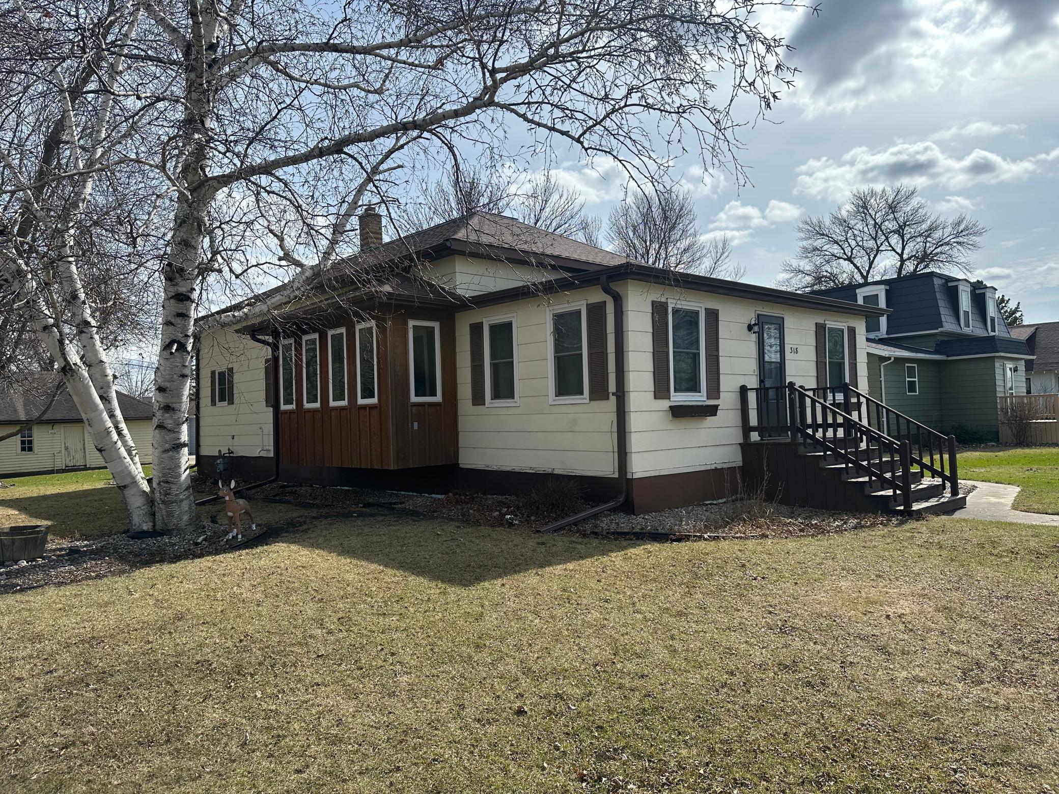 318 2nd Street South Hallock, MN 56728 - Photo 2 of 17
