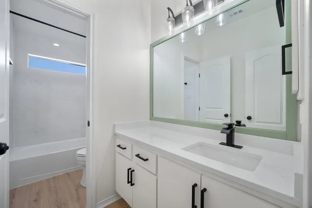 $564,990 | 3321 Winding Shore Lane, Pflugerville, TX 78660