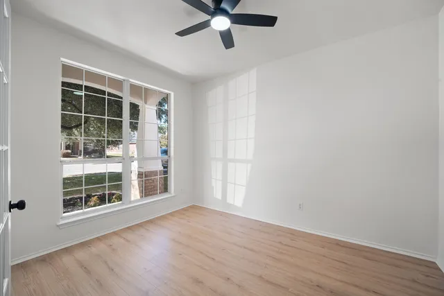 $564,990 | 3321 Winding Shore Lane, Pflugerville, TX 78660