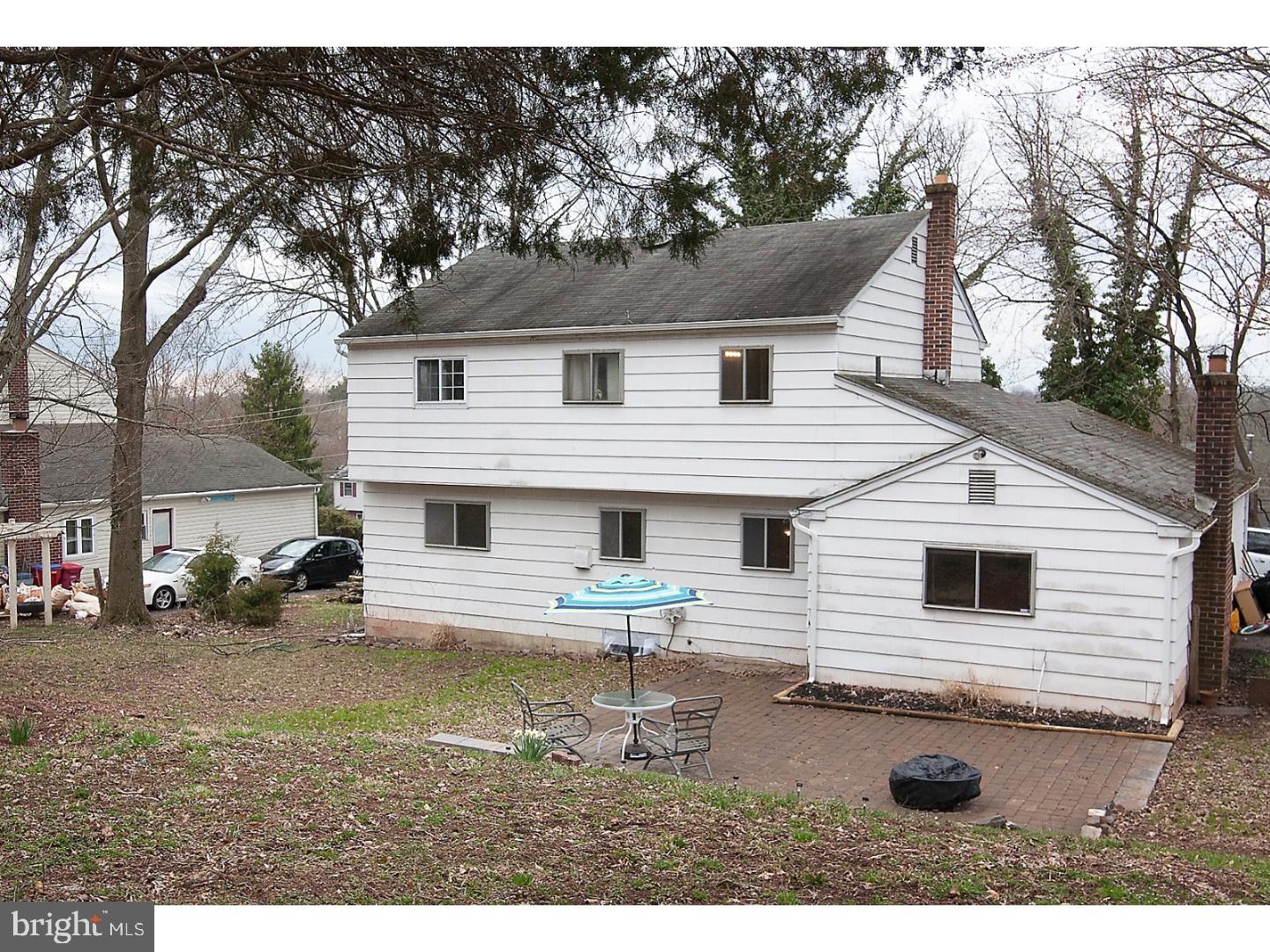 725 Meadowlark Road Audubon, PA 19403 - Photo 22 of 25 Exterior Back