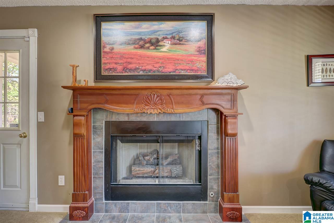 106 Green Wing Circle Pelham, AL 35124 - Photo 4 of 46