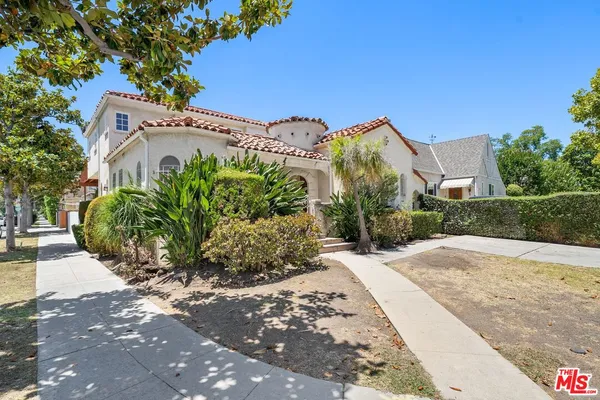 $2,350,000 | 227 South Stanley Drive, Beverly Hills, CA 90211