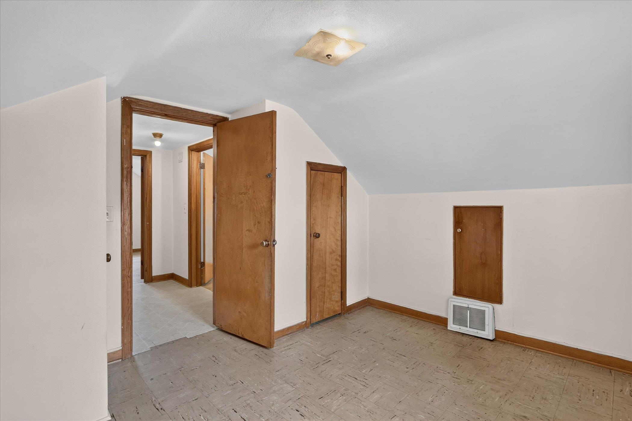228 East Riverside Boulevard Loves Park, IL 61111 - Photo 19 of 45