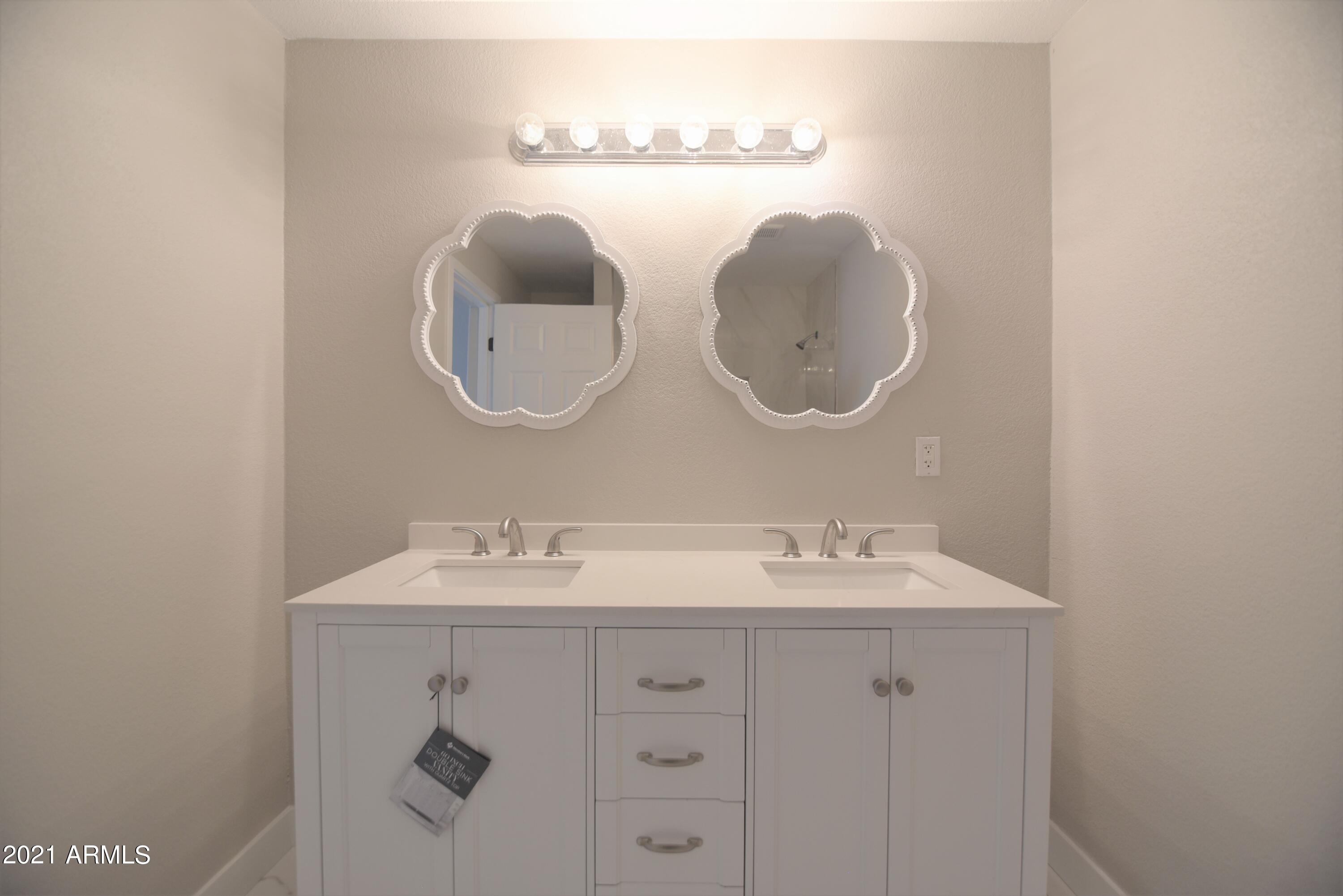 8132 West Pierson Street Phoenix, AZ 85033 - Photo 22 of 44 JHM_1260