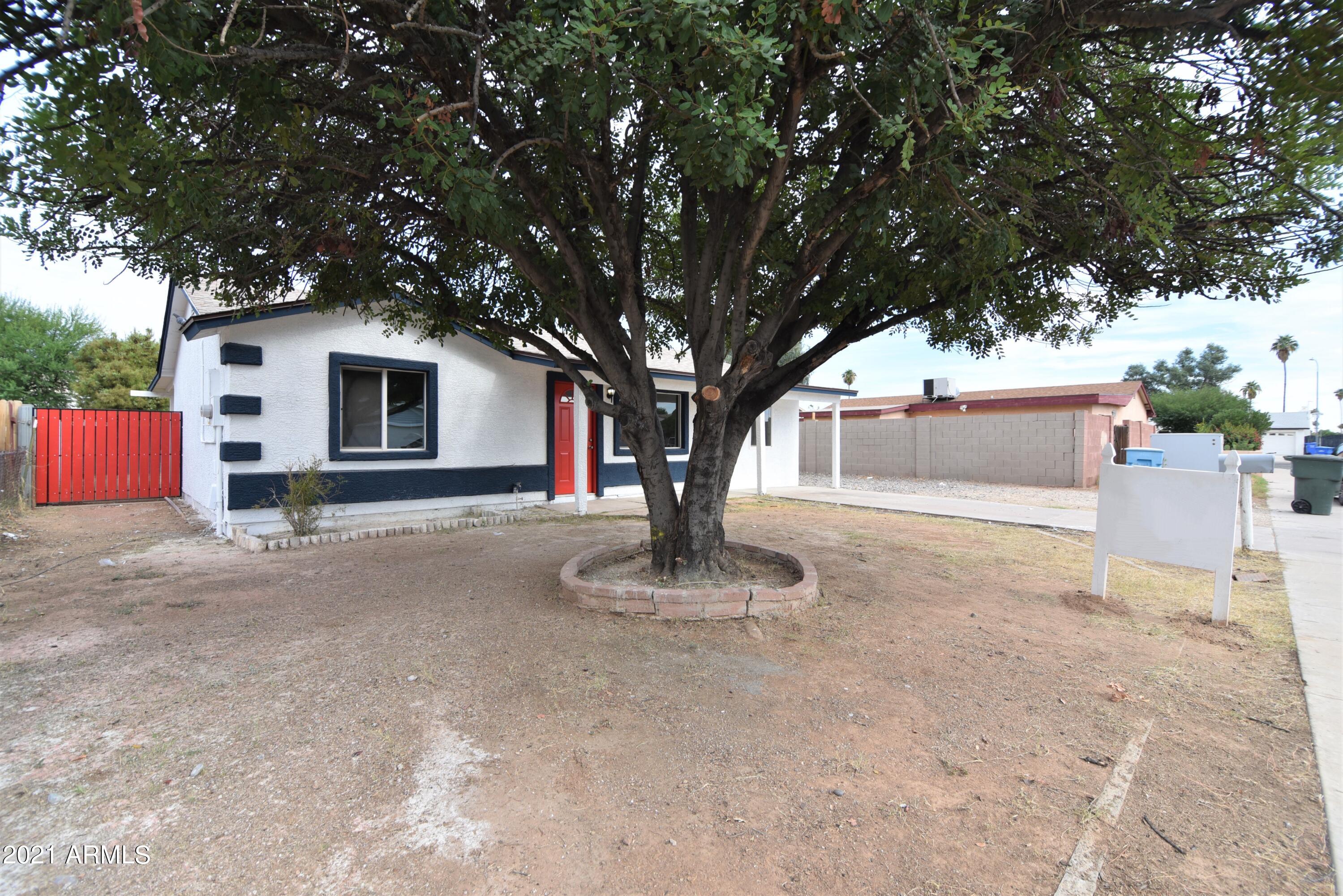 8132 West Pierson Street Phoenix, AZ 85033 - Photo 4 of 44 image (24)