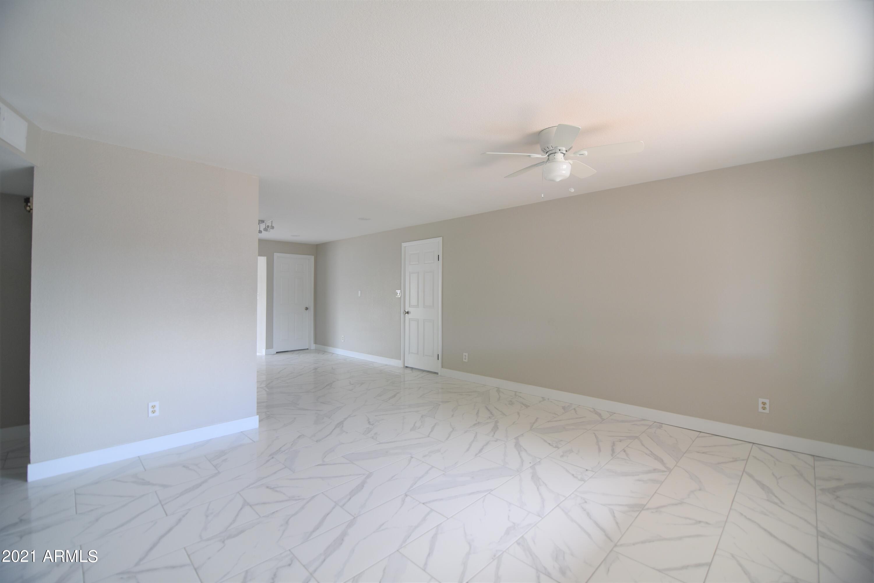 8132 West Pierson Street Phoenix, AZ 85033 - Photo 6 of 44 JHM_1222