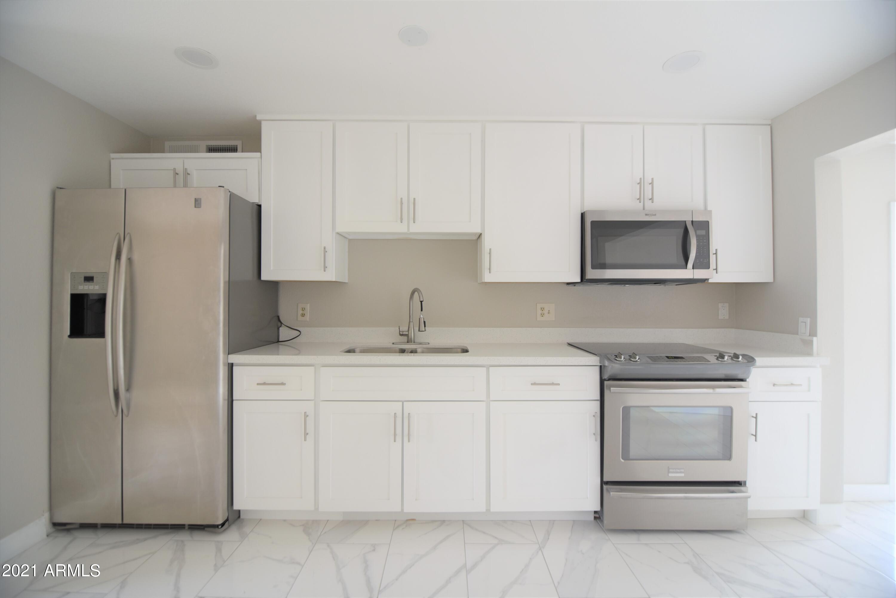 8132 West Pierson Street Phoenix, AZ 85033 - Photo 10 of 44 JHM_1233