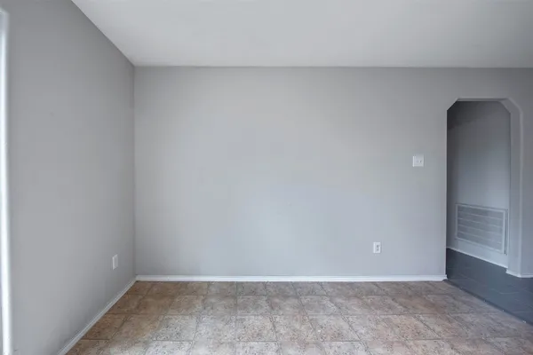 $2,300 | 7939 Yaupon View Drive, Cypress, TX 77433