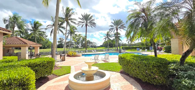 $5,000 | 11790 St Andrews Place, Unit 302, Wellington, FL 33414