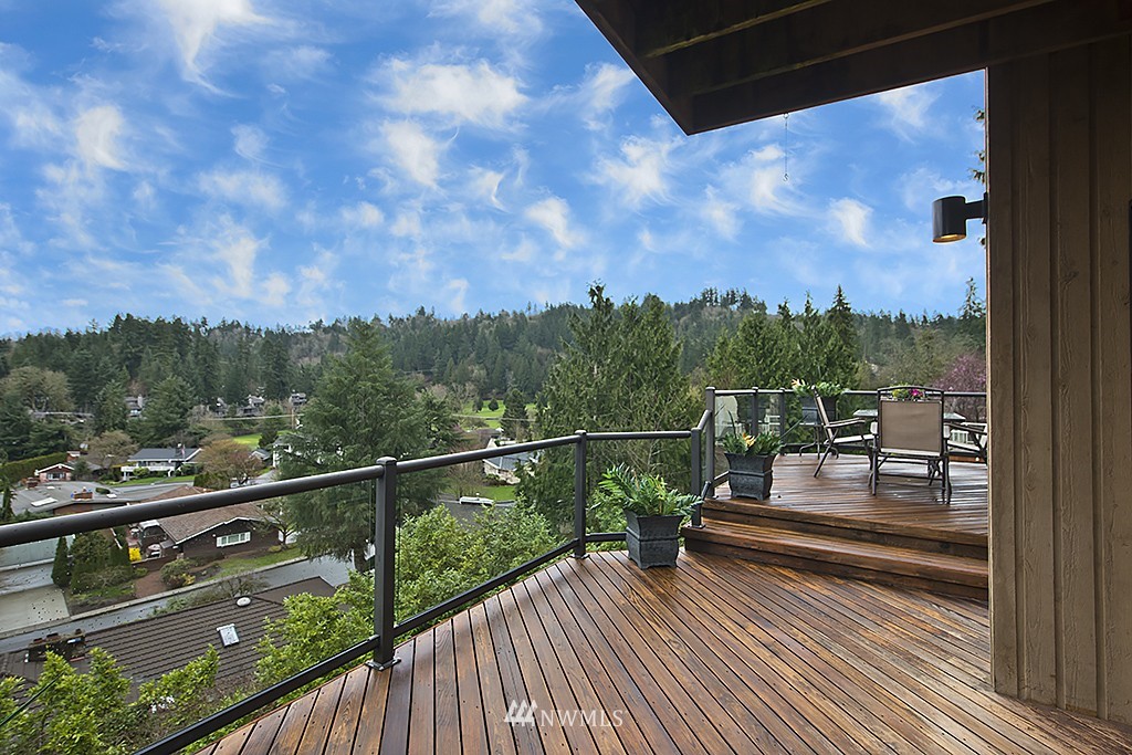9410 Hoeder Lane Bothell, WA 98011 - Photo 22 of 25 Gallery Image 22