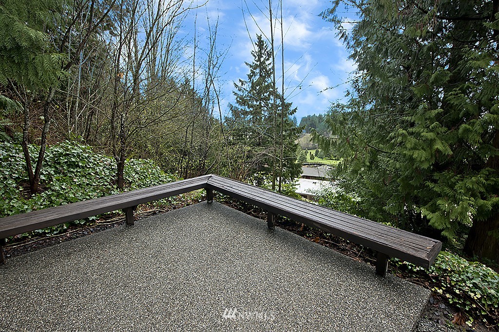 9410 Hoeder Lane Bothell, WA 98011 - Photo 23 of 25 Gallery Image 23