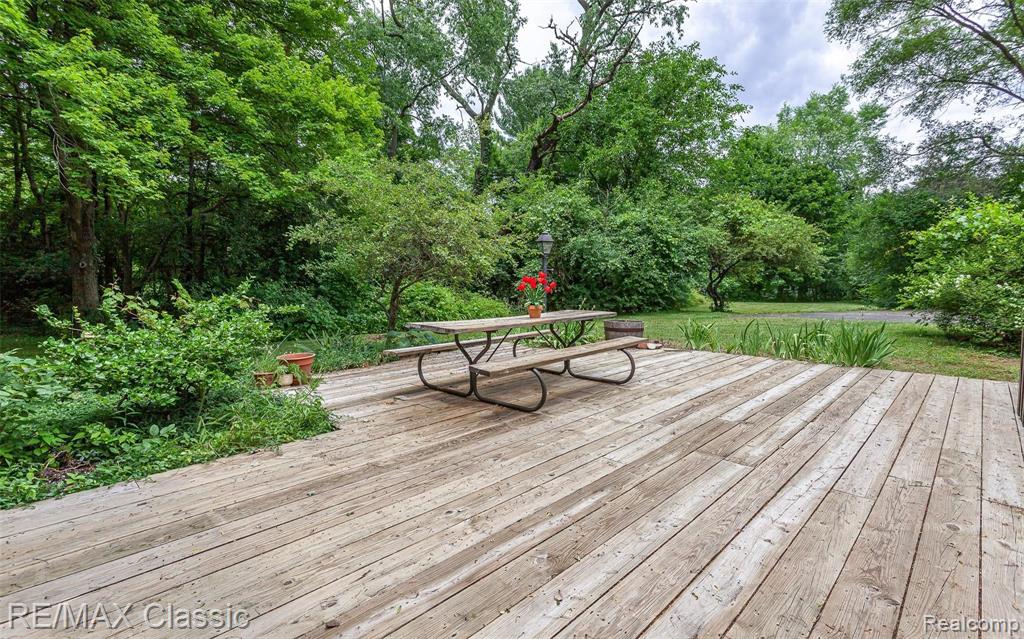 30535 Pear Ridge Farmington Hills, MI 48334 - Photo 34 of 51