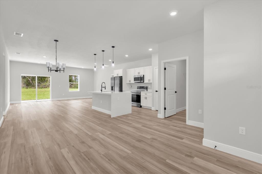 15600 Southwest 22nd Court Road Ocala, FL 34473 - Photo 4 of 33 Gallery Image 4