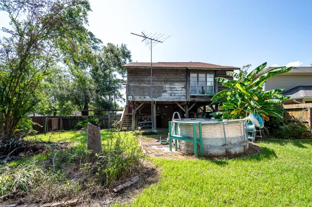 $140,000 | 17119 Water Oak Drive, Channelview, TX 77530