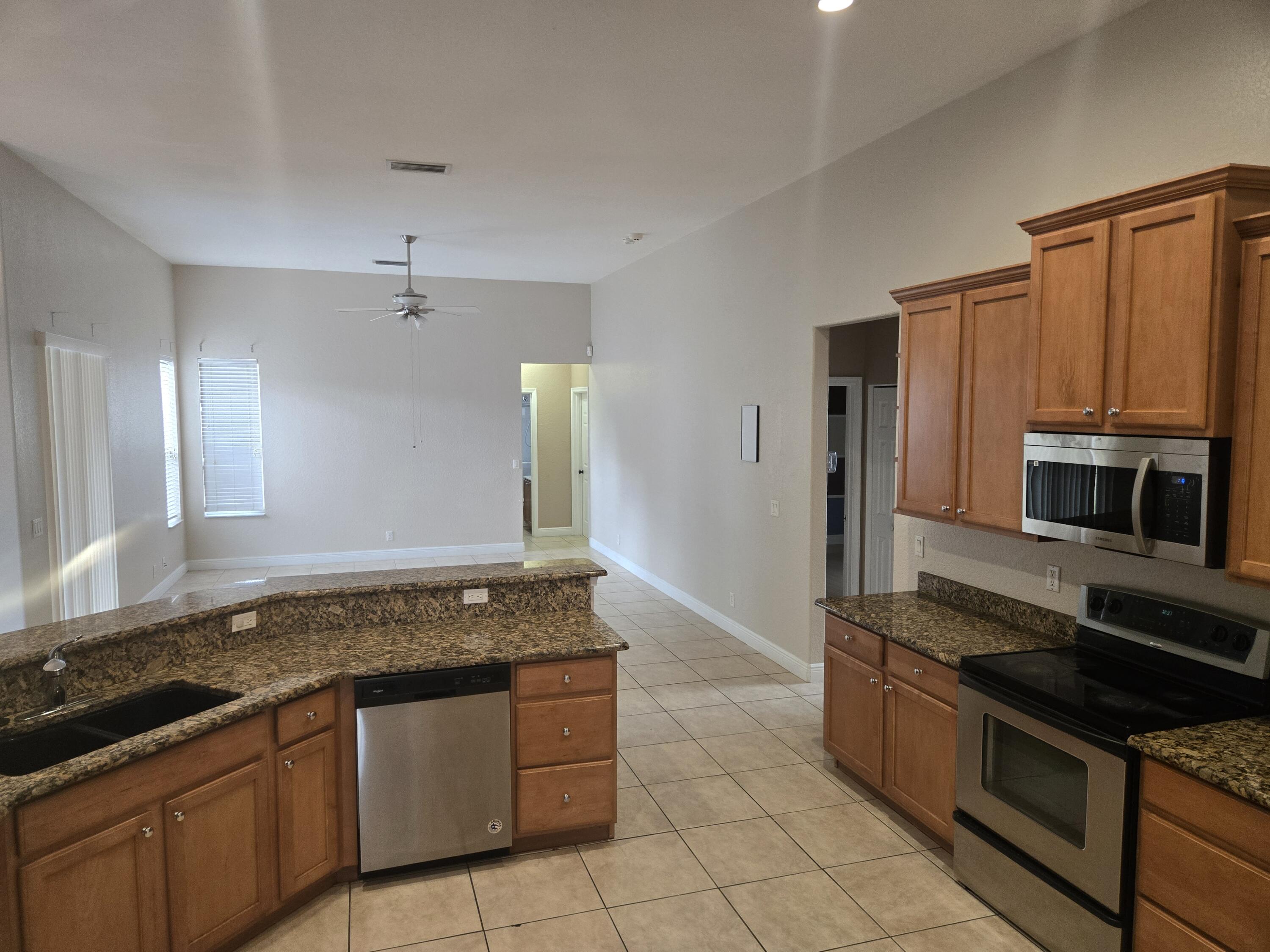 2472 Southwest Valnera Street Port St. Lucie, FL 34953 - Photo 23 of 38 1000424902