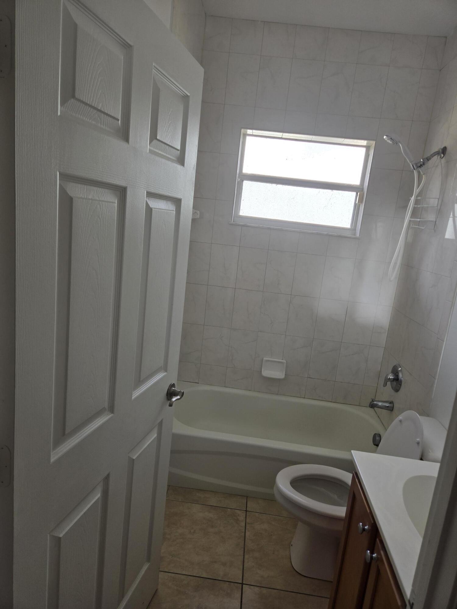 2472 Southwest Valnera Street Port St. Lucie, FL 34953 - Photo 27 of 38 Bthrm 3