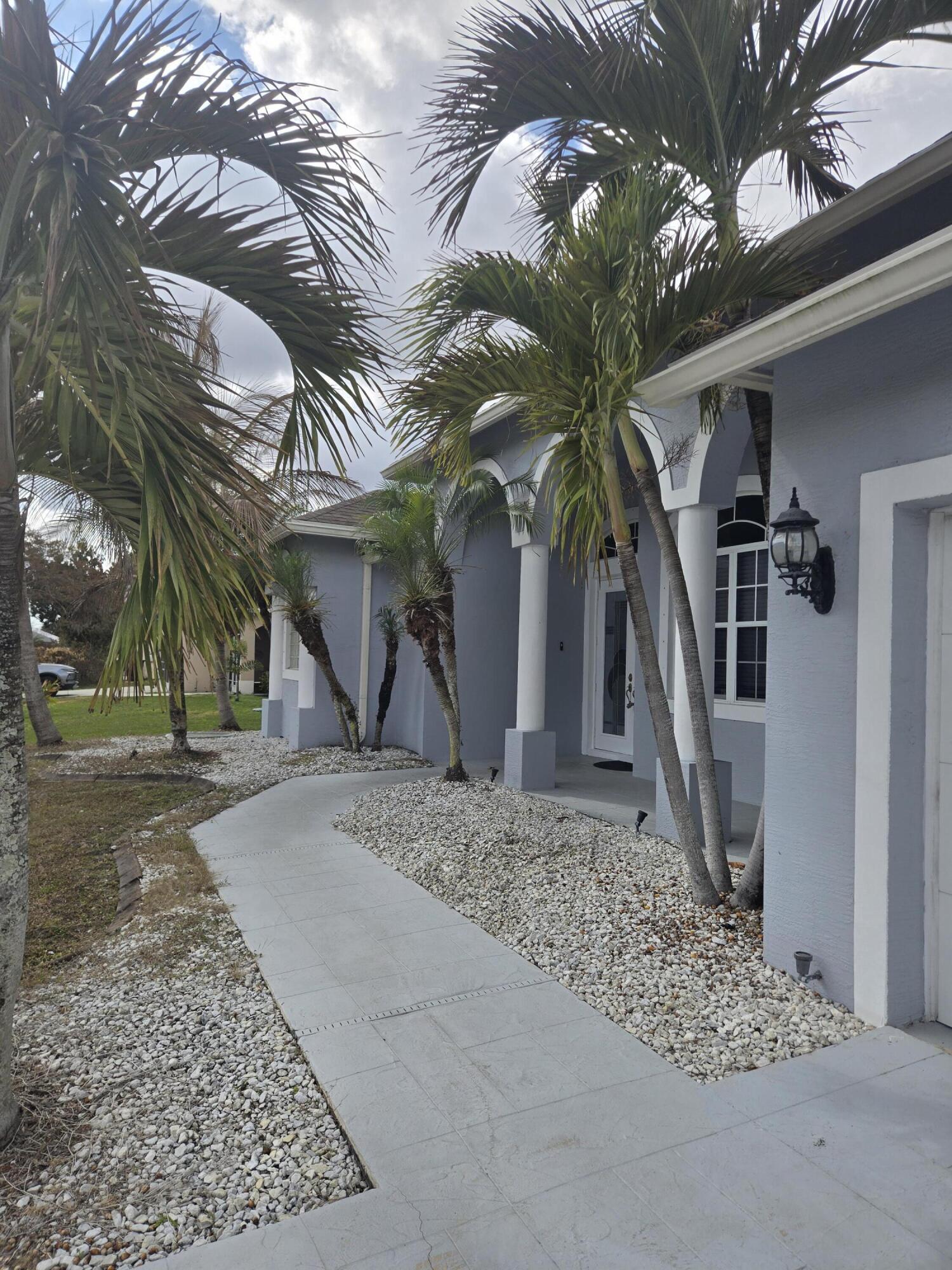 2472 Southwest Valnera Street Port St. Lucie, FL 34953 - Photo 3 of 38 1000424878