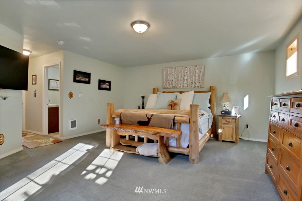 1655 Ryan Road Buckley, WA 98321 - Photo 14 of 37